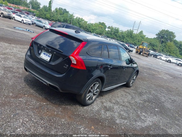 Auction sale of the 2016 Volvo V60 Cross Country T5, vin: YV4612HK5G1003132, lot number: 45793765