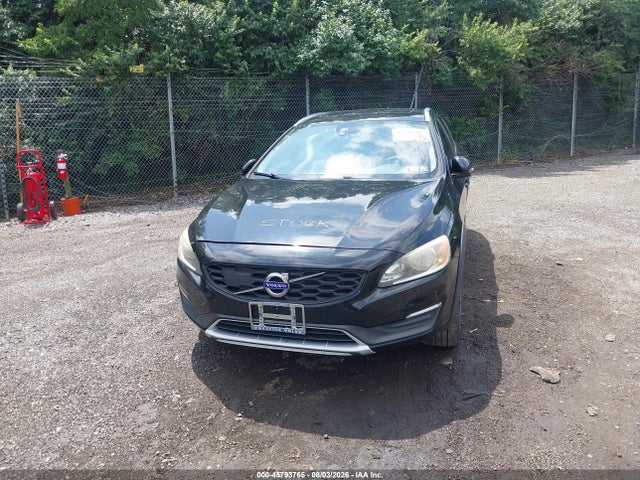 Auction sale of the 2016 Volvo V60 Cross Country T5, vin: YV4612HK5G1003132, lot number: 45793765