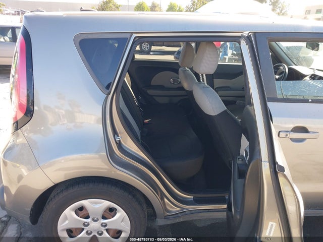 2015 Kia Soul მანქანა იყიდება აუქციონზე, vin: KNDJN2A26F7128728, აუქციონის ნომერი: 45793783