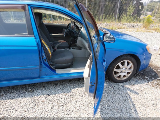 45793815 :رقم المزاد ، KNAFE161365362088 vin ، 2006 Kia Spectra5 مزاد بيع