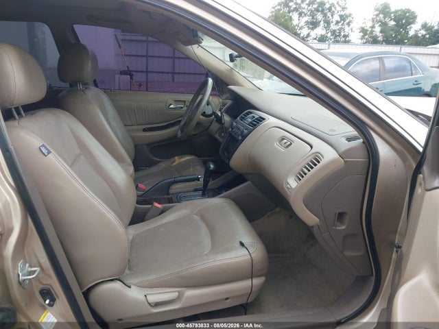 45793833 :رقم المزاد ، 1HGCG56631A038966 vin ، 2001 Honda Accord 2.3 Ex مزاد بيع