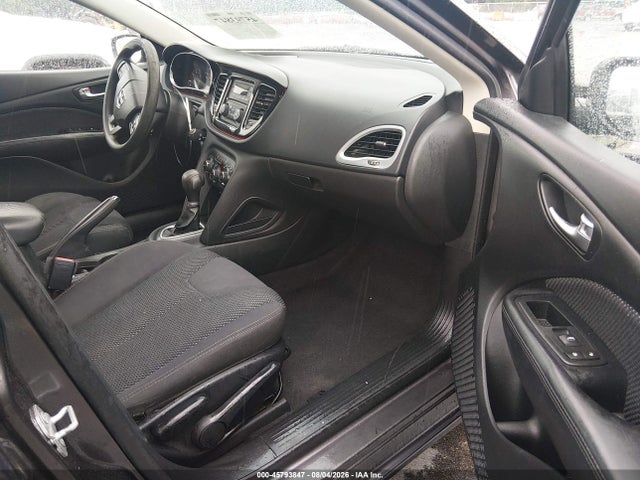 45793847 :رقم المزاد ، 1C3CDFBB3FD336685 vin ، 2015 Dodge Dart Sxt مزاد بيع
