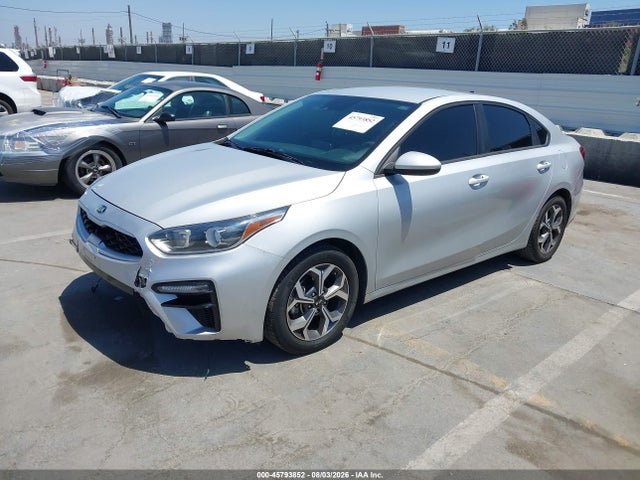 KIA Forte Lxs 2021 3KPF24AD9ME323814 Image 2