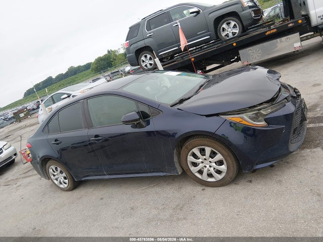 45793896 :رقم المزاد ، 5YFEPMAE0MP179395 vin ، 2021 Toyota Corolla Le مزاد بيع