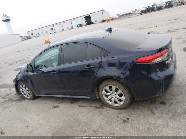 45793896 :رقم المزاد ، 5YFEPMAE0MP179395 vin ، 2021 Toyota Corolla Le مزاد بيع