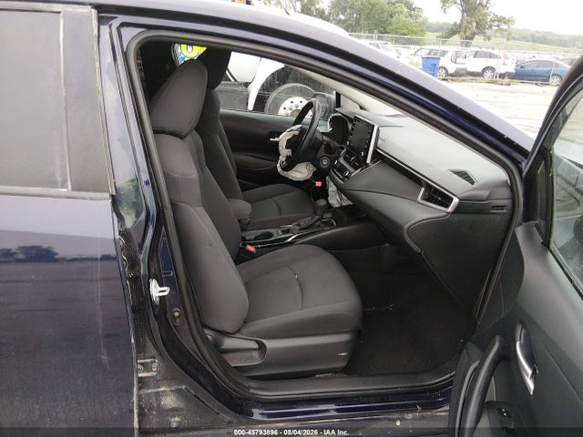 45793896 :رقم المزاد ، 5YFEPMAE0MP179395 vin ، 2021 Toyota Corolla Le مزاد بيع