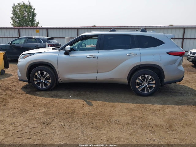 Toyota Highlander Xle 2023 5TDKDRBH1PS047078 Image 14