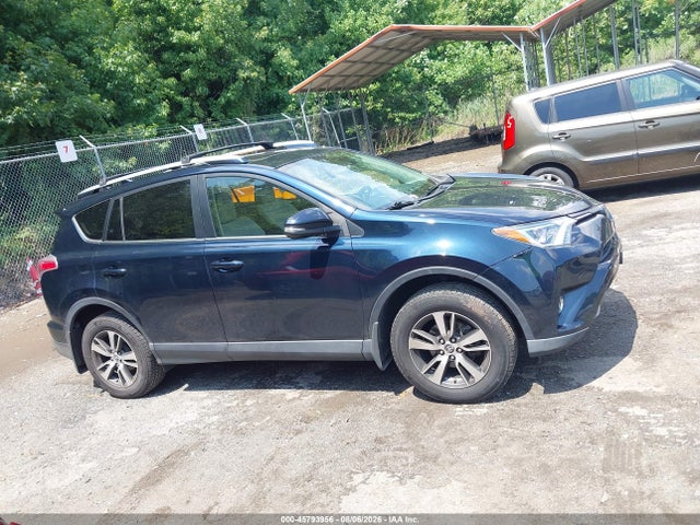 2018 Toyota Rav4 Xle მანქანა იყიდება აუქციონზე, vin: JTMRFREVXJJ722778, აუქციონის ნომერი: 45793956