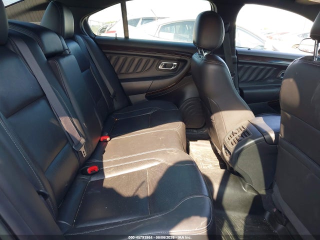 Ford Taurus Limited 2017 1FAHP2J85HG124322 Image 8