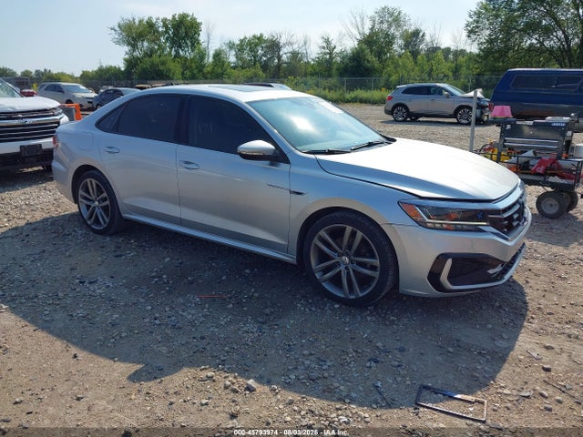 2020 Volkswagen Passat 2.0t R-line მანქანა იყიდება აუქციონზე, vin: 1VWMA7A35LC013746, აუქციონის ნომერი: 45793974