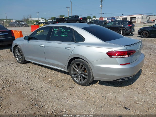 2020 Volkswagen Passat 2.0t R-line მანქანა იყიდება აუქციონზე, vin: 1VWMA7A35LC013746, აუქციონის ნომერი: 45793974