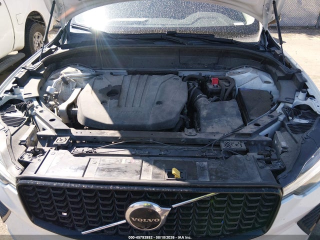 Volvo Xc60 B5 Plus Dark Theme 2024 YV4L12RL8R1822584 Image 10