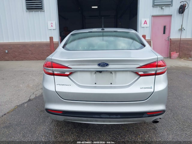 2018 Ford Fusion Hybrid S მანქანა იყიდება აუქციონზე, vin: 3FA6P0UU3JR279132, აუქციონის ნომერი: 45794002