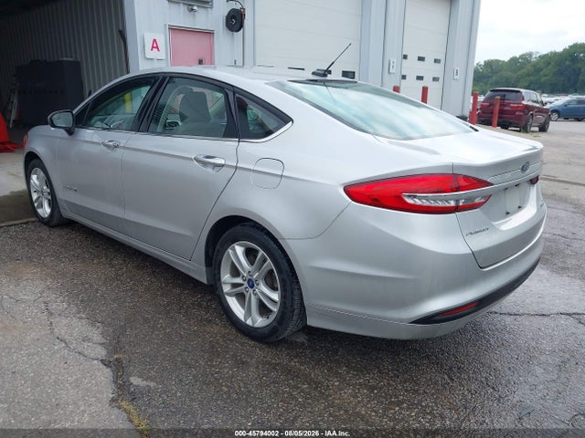 2018 Ford Fusion Hybrid S მანქანა იყიდება აუქციონზე, vin: 3FA6P0UU3JR279132, აუქციონის ნომერი: 45794002