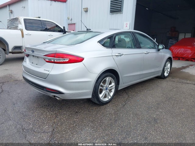 2018 Ford Fusion Hybrid S მანქანა იყიდება აუქციონზე, vin: 3FA6P0UU3JR279132, აუქციონის ნომერი: 45794002