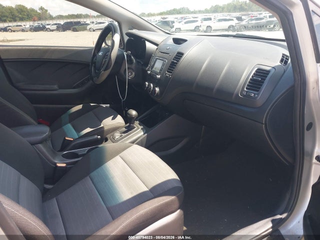 Продаж на аукціоні авто 2016 Kia Forte Ex, vin: KNAFX5A82G5527779, номер лоту: 45794023
