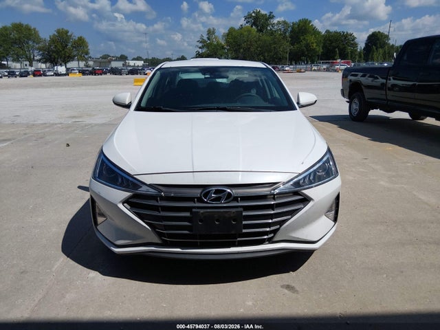 2020 Hyundai Elantra Se მანქანა იყიდება აუქციონზე, vin: 5NPD74LF1LH602305, აუქციონის ნომერი: 45794037