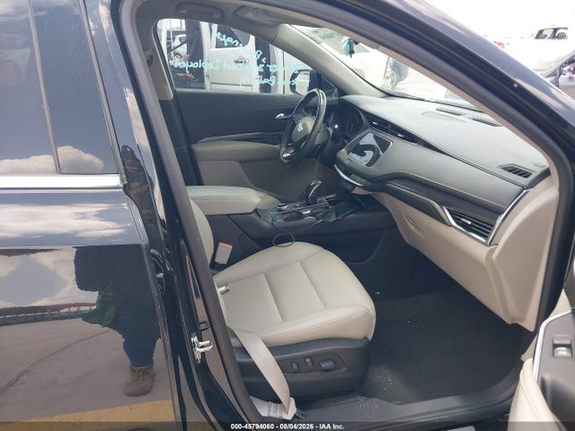 45794060 :رقم المزاد ، 1GYAZAR45KF184822 vin ، 2019 Cadillac Xt4 Luxury مزاد بيع