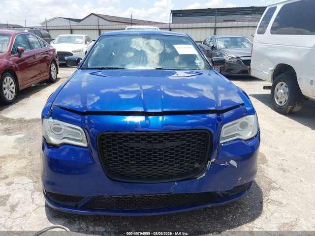 Aukcja sprzedaży 2019 Chrysler 300 Touring, vin: 2C3CCAAG0KH727194, numer aukcji: 45794099