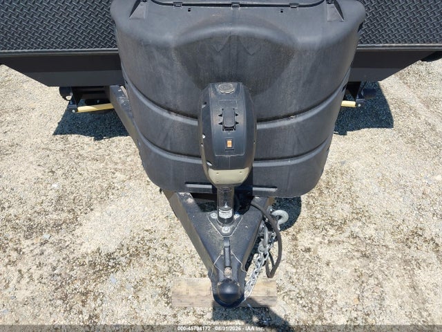 Forest River Rockwood Travel Trailer 2023 4X4TRLB23PZ187592 Image 10