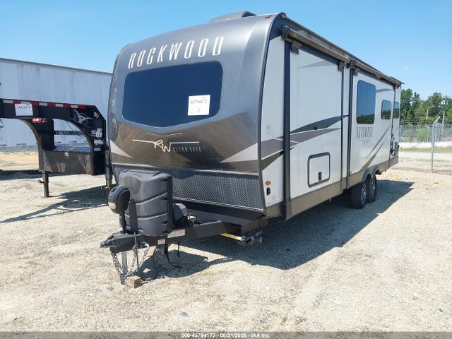 Forest River Rockwood Travel Trailer 2023 4X4TRLB23PZ187592 Image 2