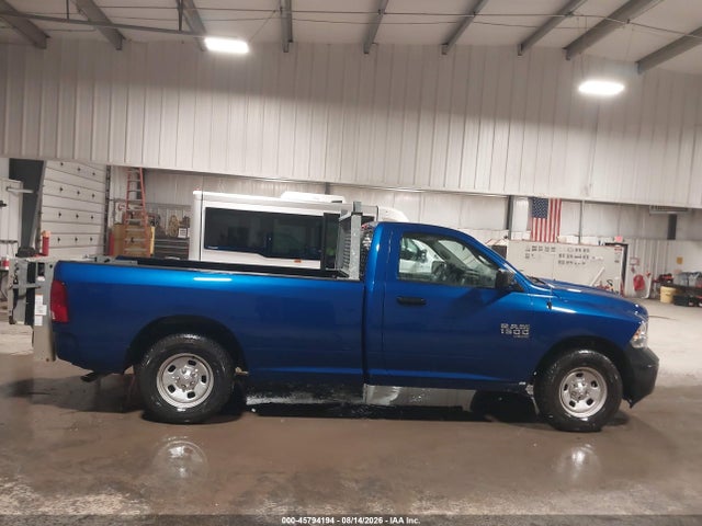 45794194 :رقم المزاد ، 3C6JR6DG7KG617373 vin ، 2019 Ram 1500 Classic Tradesman  4x2 8' Box مزاد بيع