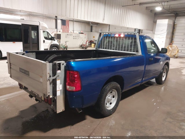 45794194 :رقم المزاد ، 3C6JR6DG7KG617373 vin ، 2019 Ram 1500 Classic Tradesman  4x2 8' Box مزاد بيع