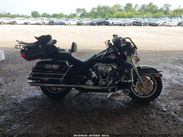 45794198 :رقم المزاد ، 1HD1FC4137Y669915 vin ، 2007 Harley-davidson Flhtcui مزاد بيع