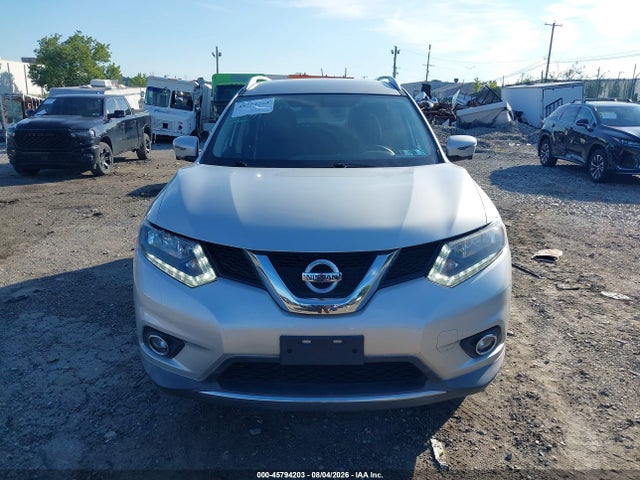 KNMAT2MV8GP701366 Nissan ROGUE SV
