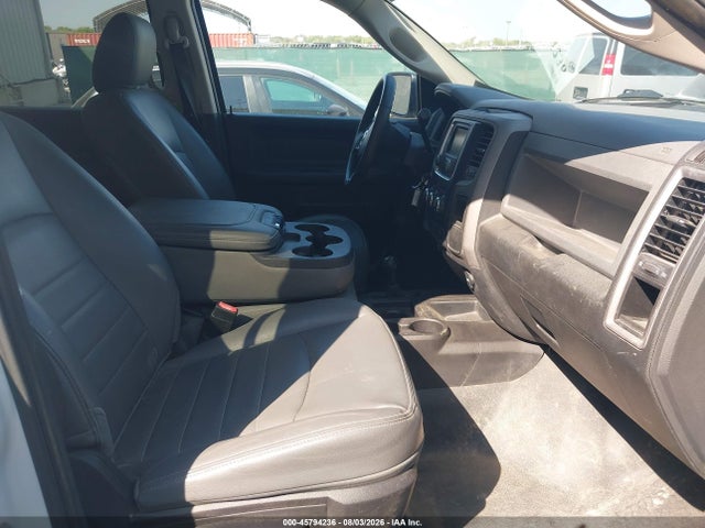 Продаж на аукціоні авто 2017 Ram 2500 Tradesman  4x4 8' Box, vin: 3C6UR5HJ9HG744177, номер лоту: 45794236