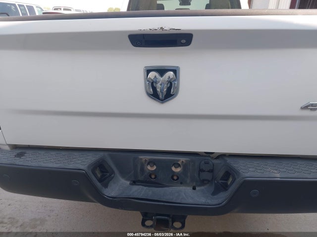 Продаж на аукціоні авто 2017 Ram 2500 Tradesman  4x4 8' Box, vin: 3C6UR5HJ9HG744177, номер лоту: 45794236