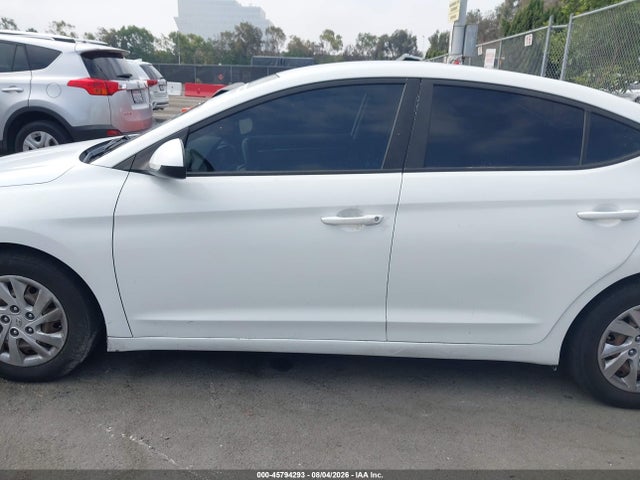 Hyundai ELANTRA SE 2019 5NPD74LF9KH461448 Image 13