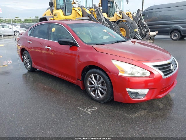 Продажа на аукционе авто 2015 Nissan Altima 2.5 S, vin: 1N4AL3AP3FC571827, номер лота: 45794303