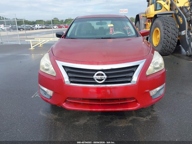 Продажа на аукционе авто 2015 Nissan Altima 2.5 S, vin: 1N4AL3AP3FC571827, номер лота: 45794303