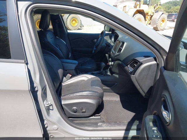 2023 Jeep Cherokee Altitude Lux მანქანა იყიდება აუქციონზე, vin: 1C4PJMMB6PD101769, აუქციონის ნომერი: 45794306