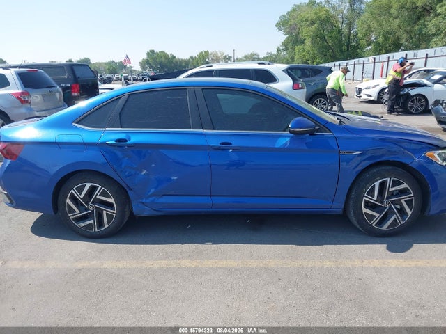 3VWGM7BU0PM018059 Volkswagen Jetta 1.5t Sel