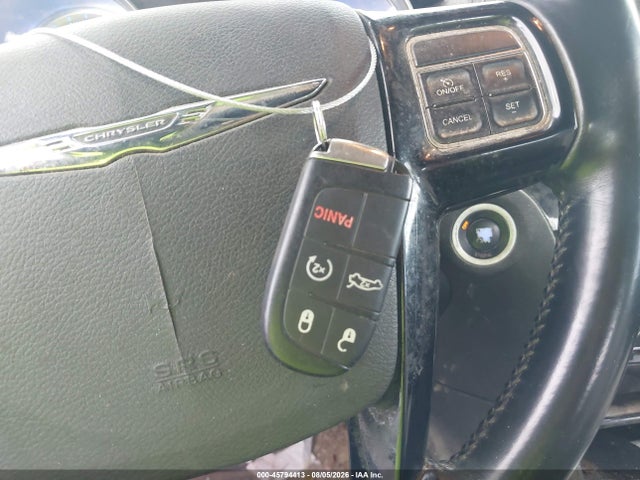 Продажа на аукционе авто 2014 Chrysler 300 Uptown Edition, vin: 2C3CCAAG1EH327567, номер лота: 45794413