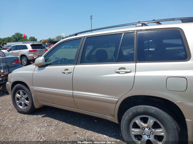 45794424 :رقم المزاد ، JTEDP21A340040901 vin ، 2004 Toyota Highlander V6 مزاد بيع