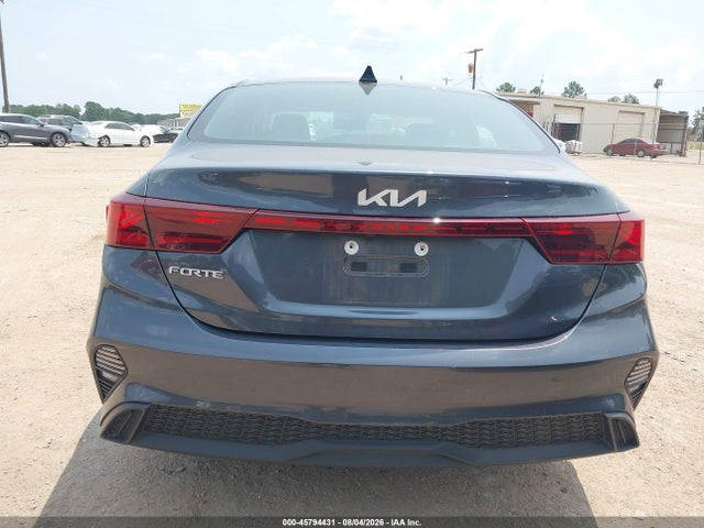 2024 Kia Forte Lxs მანქანა იყიდება აუქციონზე, vin: 3KPF24AD6RE715852, აუქციონის ნომერი: 45794431