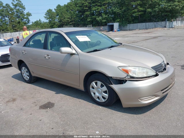 45794442 :رقم المزاد ، 4T1BE32K62U528367 vin ، 2002 Toyota Camry Le مزاد بيع