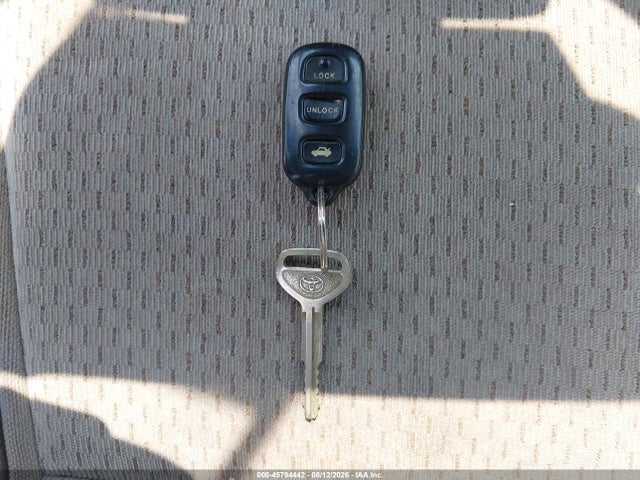 45794442 :رقم المزاد ، 4T1BE32K62U528367 vin ، 2002 Toyota Camry Le مزاد بيع