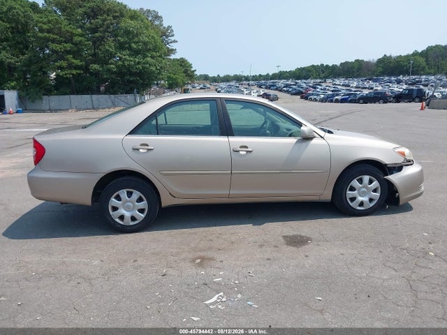 45794442 :رقم المزاد ، 4T1BE32K62U528367 vin ، 2002 Toyota Camry Le مزاد بيع