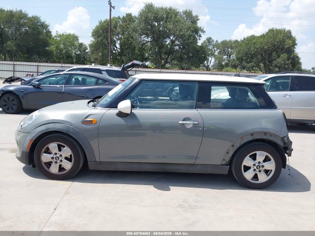 Продаж на аукціоні авто 2015 Mini Hardtop Cooper, vin: WMWXM5C58FT937710, номер лоту: 45794452