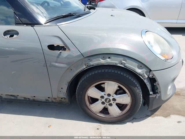 Продаж на аукціоні авто 2015 Mini Hardtop Cooper, vin: WMWXM5C58FT937710, номер лоту: 45794452