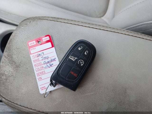 Продаж на аукціоні авто 2019 Jeep Cherokee Limited 4x4, vin: 1C4PJMDX7KD188408, номер лоту: 45794469