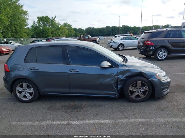 45794494 :رقم المزاد ، 3VW117AUXHM058800 vin ، 2017 Volkswagen Golf Tsi S 4-door/tsi Wolfsburg Edition 4-door مزاد بيع