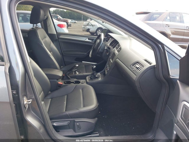 45794494 :رقم المزاد ، 3VW117AUXHM058800 vin ، 2017 Volkswagen Golf Tsi S 4-door/tsi Wolfsburg Edition 4-door مزاد بيع