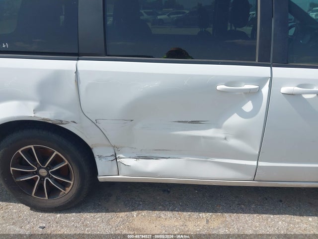 45794527 :رقم المزاد ، 2C4RDGBGXJR166547 vin ، 2018 Dodge Grand Caravan Se Plus مزاد بيع