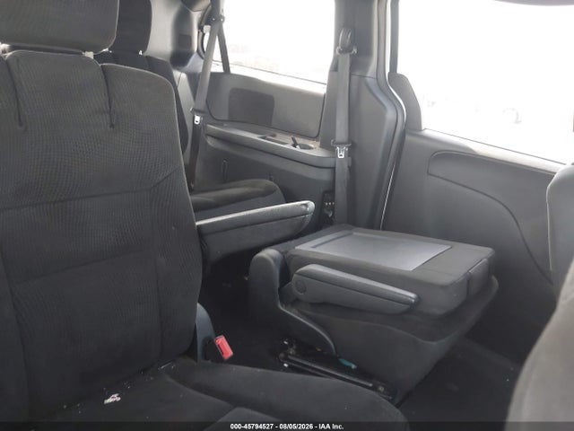 45794527 :رقم المزاد ، 2C4RDGBGXJR166547 vin ، 2018 Dodge Grand Caravan Se Plus مزاد بيع