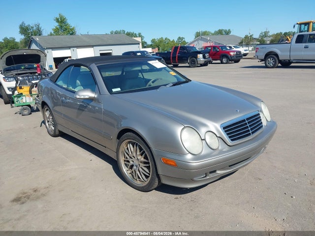 45794541 :رقم المزاد ، WDBLK65G63T142600 vin ، 2003 Mercedes-benz Clk 320 مزاد بيع